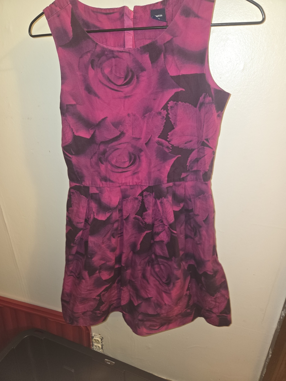 GAP Girls Sleeveless Floral Fit-and-Flare Dress in Magenta and Black